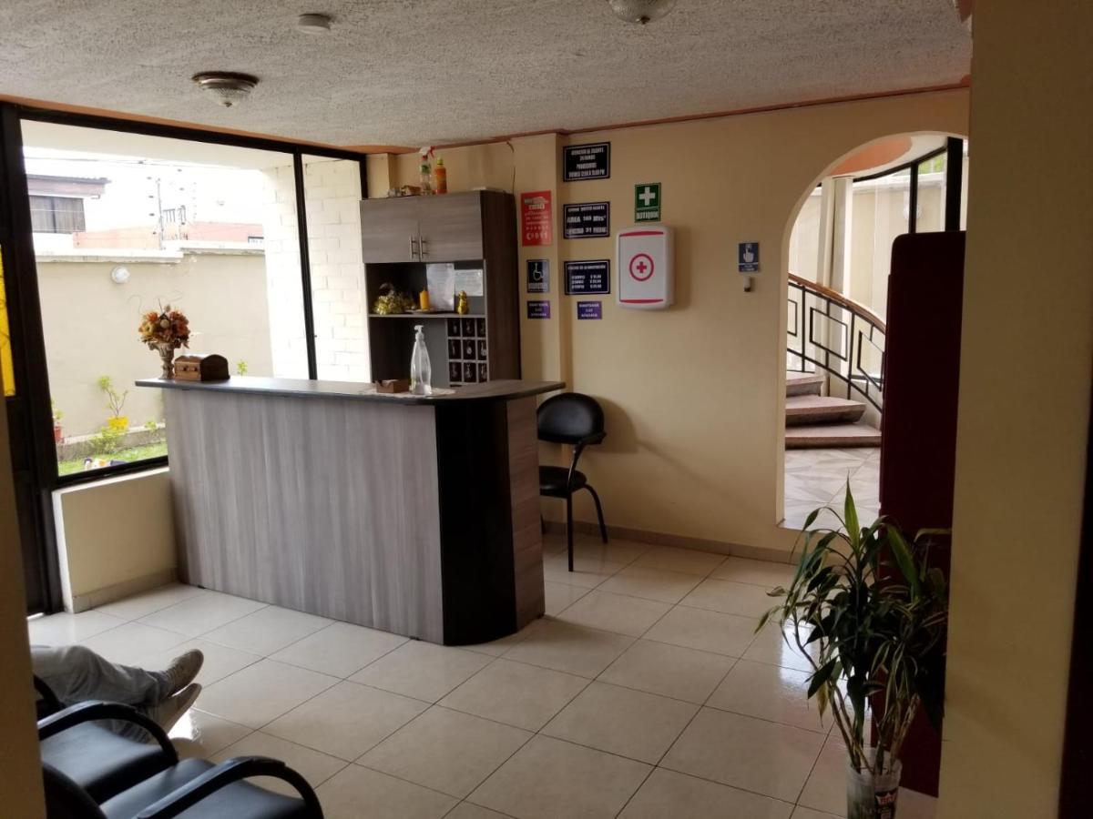 Hostal El Confort Quito Norte المظهر الخارجي الصورة